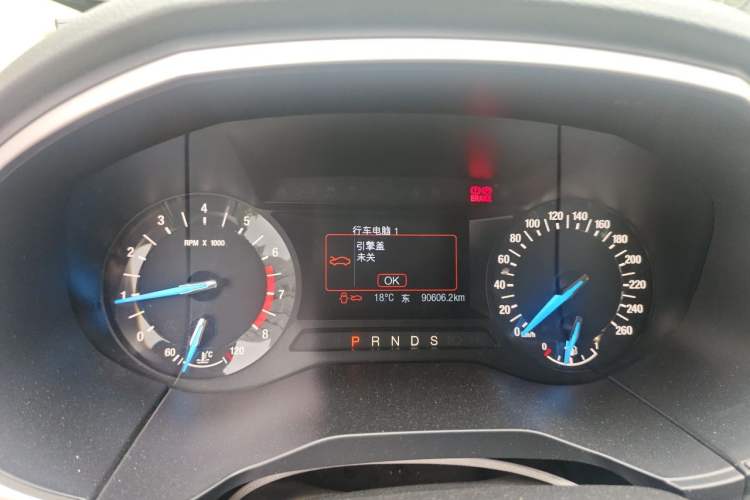 Used Ford Edge 2016 EcoBoost 245 Two-Wheel-Drive Titanium 5-Seater Instrument Cluster