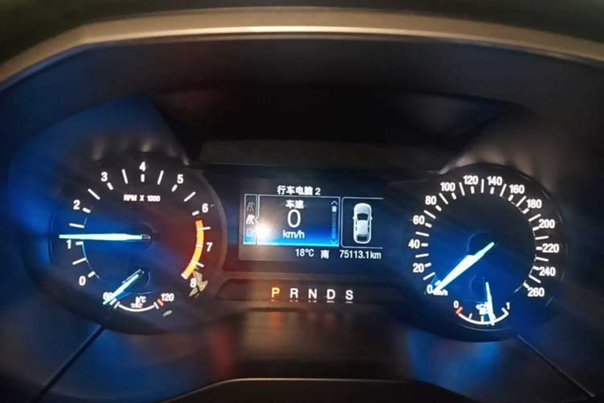 Used Ford Edge 2016 EcoBoost 245 Two-Wheel-Drive Titanium 5-Seater Instrument Cluster