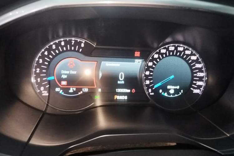 Used Ford Edge 2016 EcoBoost 245 Four-Wheel Drive Titanium 7-Seater Instrument Cluster