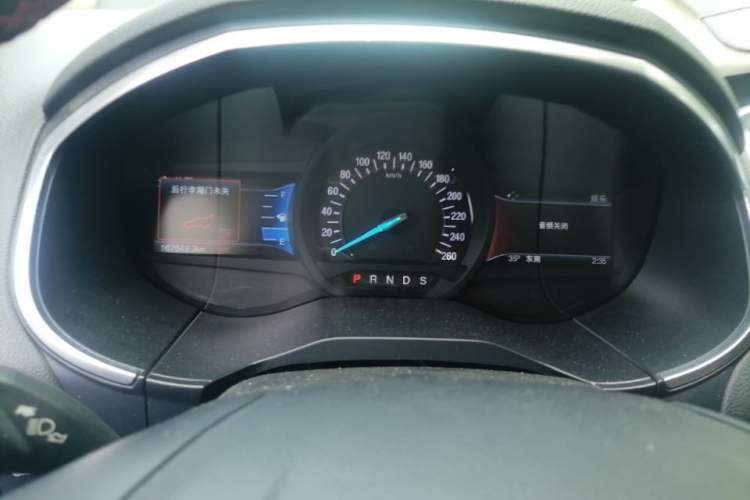 Used Ford Edge 2016 EcoBoost 245 Four-Wheel Drive Titanium Edition 7-Seater Instrument Cluster
