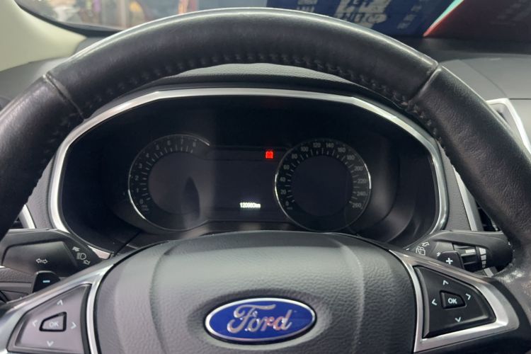 Used Ford Edge 2016 EcoBoost 245 Four-Wheel Drive Titanium 7-Seater Instrument Cluster