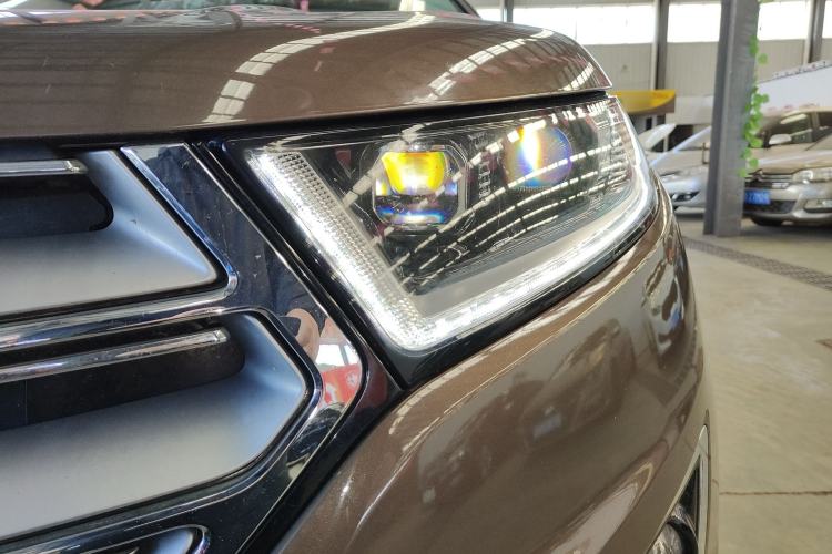 Used Ford Edge 2016 EcoBoost 245 Four-Wheel Drive Titanium 7-Seater Left Front Headlight