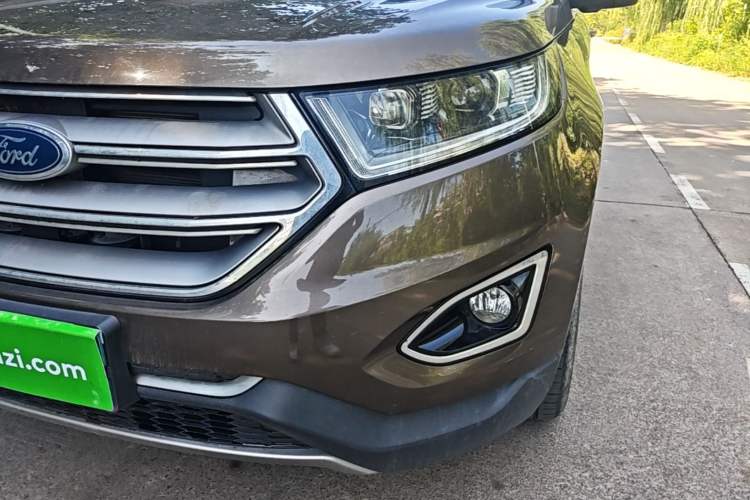 Used Ford Edge 2016 EcoBoost 245 Four-Wheel Drive Titanium Edition 7-Seater Left Front Headlight