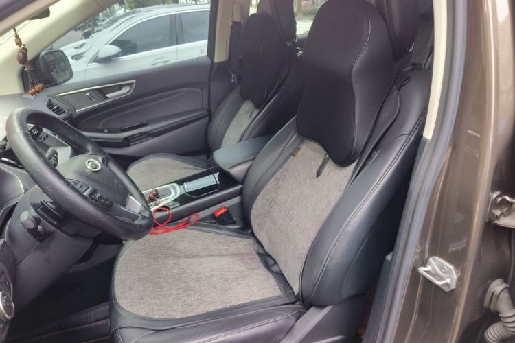 Used Ford Edge 2016 EcoBoost 245 Two-Wheel-Drive Titanium 7-Seater Left Front Seat