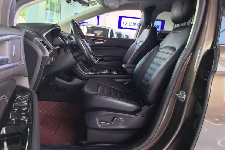 Used Ford Edge 2016 EcoBoost 245 Four-Wheel Drive Titanium Edition 7-Seater Left Front Seat