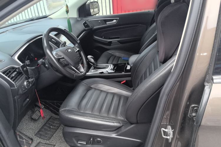 Used Ford Edge 2016 EcoBoost 245 Four-Wheel Drive Titanium Edition 7-Seater Left Front Seat