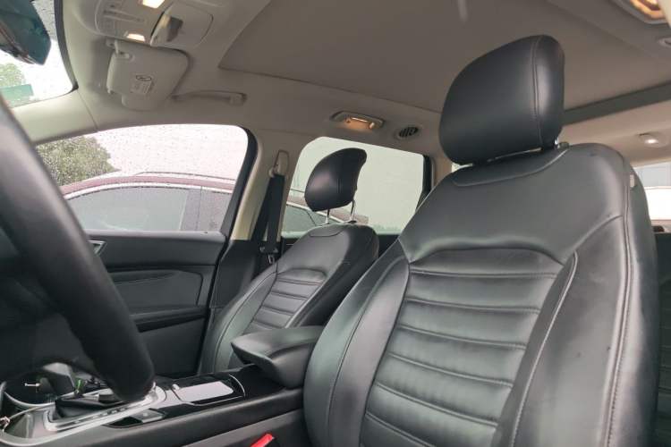 Used Ford Edge 2016 EcoBoost 245 Four-Wheel Drive Titanium Edition 7-Seater Left Front Seat