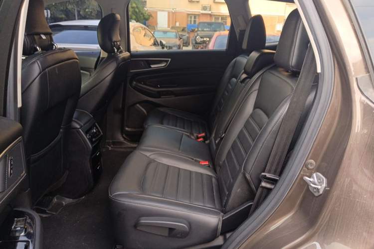 Used Ford Edge 2016 EcoBoost 245 Two-Wheel-Drive Titanium 7-Seater Left Rear Seat