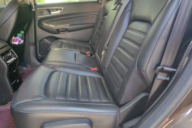 Used Ford Edge 2016 EcoBoost 245 Two-Wheel-Drive Titanium 7-Seater Left Rear Seat