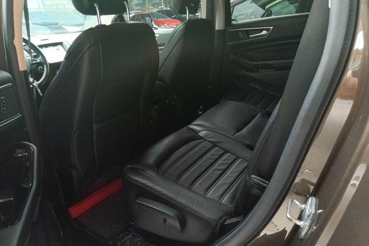 Used Ford Edge 2016 EcoBoost 245 Two-Wheel-Drive Titanium 7-Seater Left Rear Seat