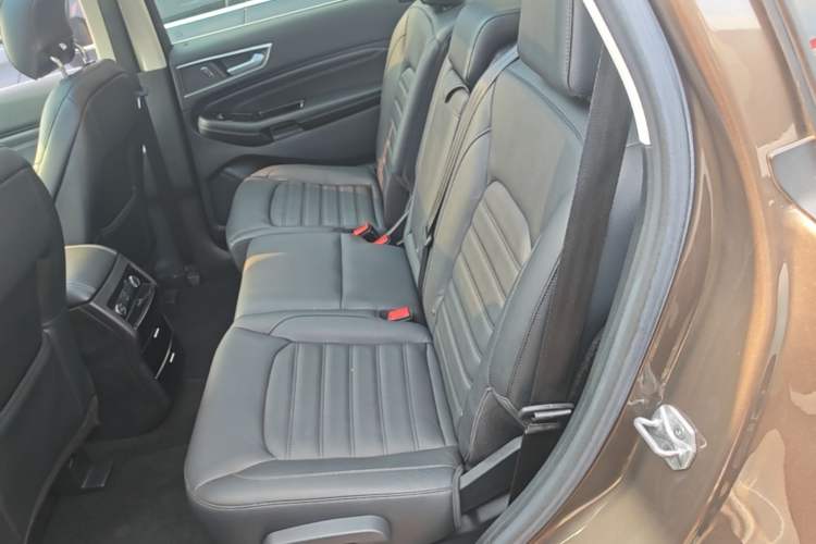 Used Ford Edge 2016 EcoBoost 245 Two-Wheel-Drive Titanium 7-Seater Left Rear Seat