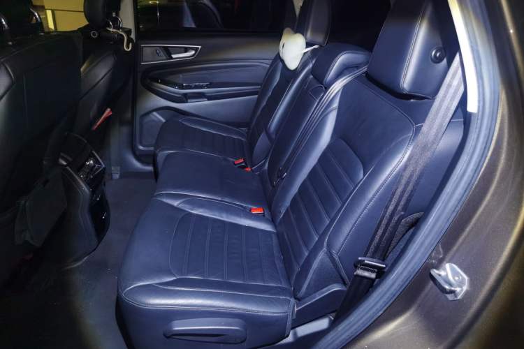 Used Ford Edge 2016 EcoBoost 245 Two-Wheel-Drive Titanium 7-Seater Left Rear Seat