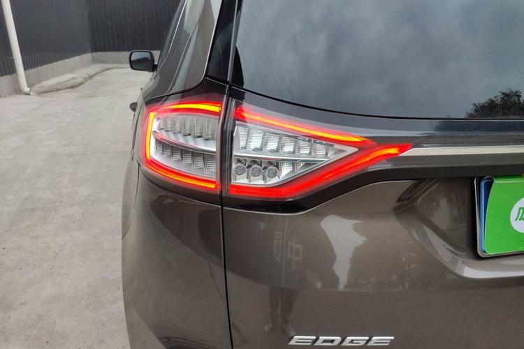 Used Ford Edge 2016 EcoBoost 245 Two-Wheel-Drive Titanium 5-Seater Left Rear Taillight