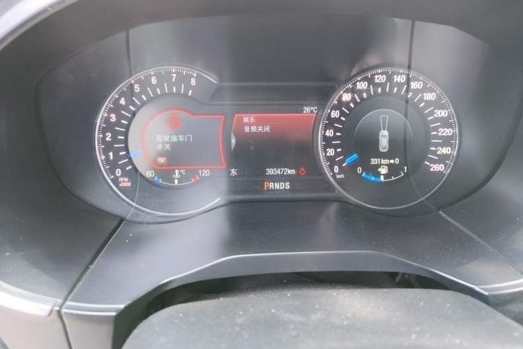 Used Ford Edge 2016 EcoBoost 245 Four-Wheel Drive Titanium 7-Seater Odometer Close Up