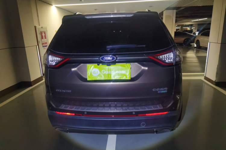 Used Ford Edge 2016 EcoBoost 245 Two-Wheel-Drive Titanium 7-Seater Rear