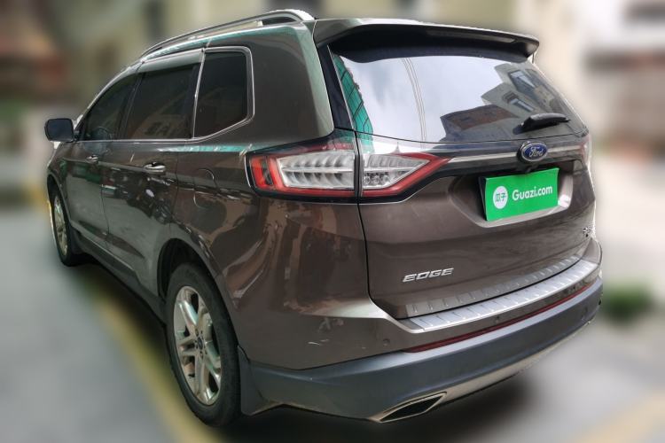 Used Ford Edge 2016 EcoBoost 245 Two-Wheel-Drive Titanium 7-Seater Rear Left 45 Deg