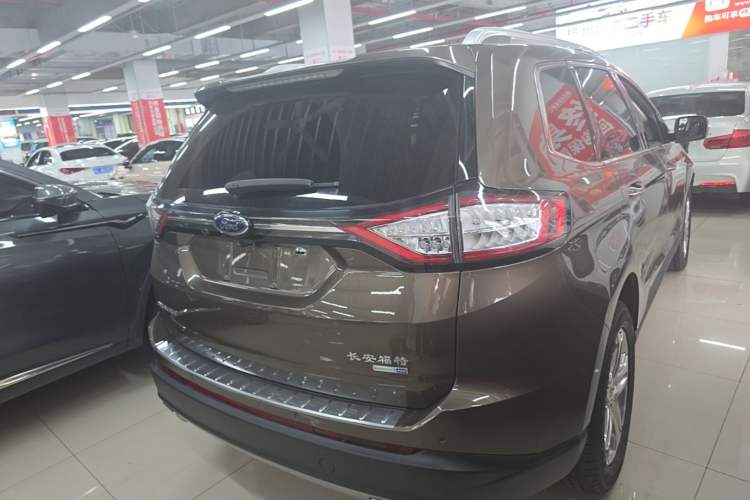 Used Ford Edge 2016 EcoBoost 245 Four-Wheel Drive Titanium Edition 7-Seater Rear Right 45 Deg