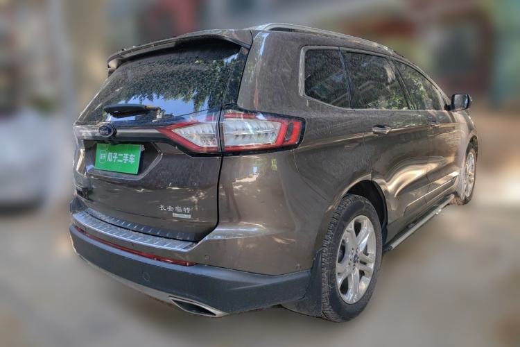 Used Ford Edge 2016 EcoBoost 245 Two-Wheel-Drive Titanium 7-Seater Rear Right 45 Deg