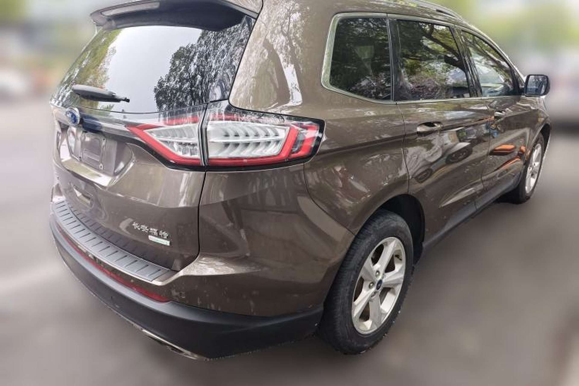 Used Ford Edge 2016 EcoBoost 245 Two-Wheel-Drive Titanium 5-Seater Rear Right 45 Deg