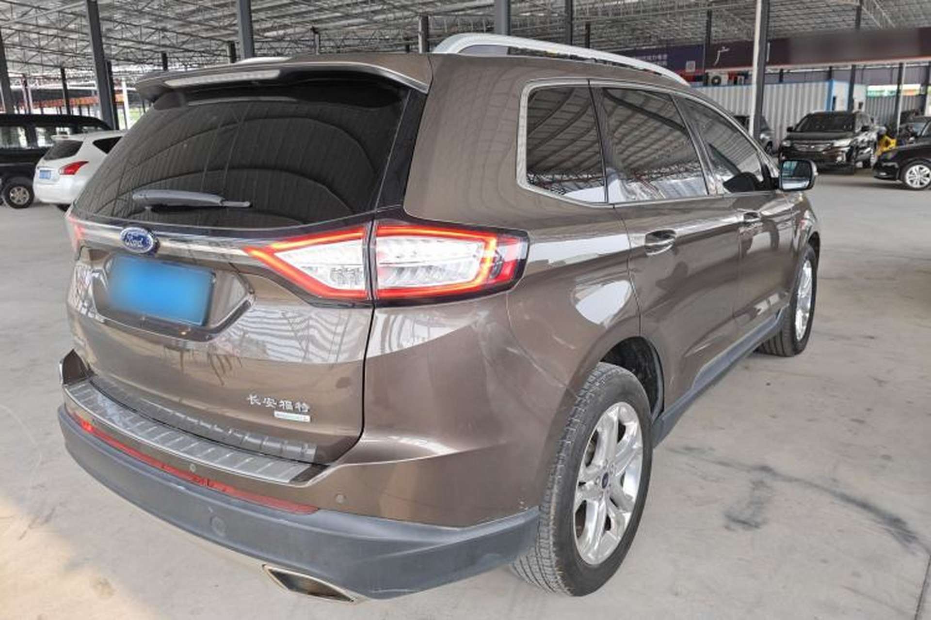 Used Ford Edge 2016 EcoBoost 245 Two-Wheel-Drive Titanium 7-Seater Rear Right 45 Deg