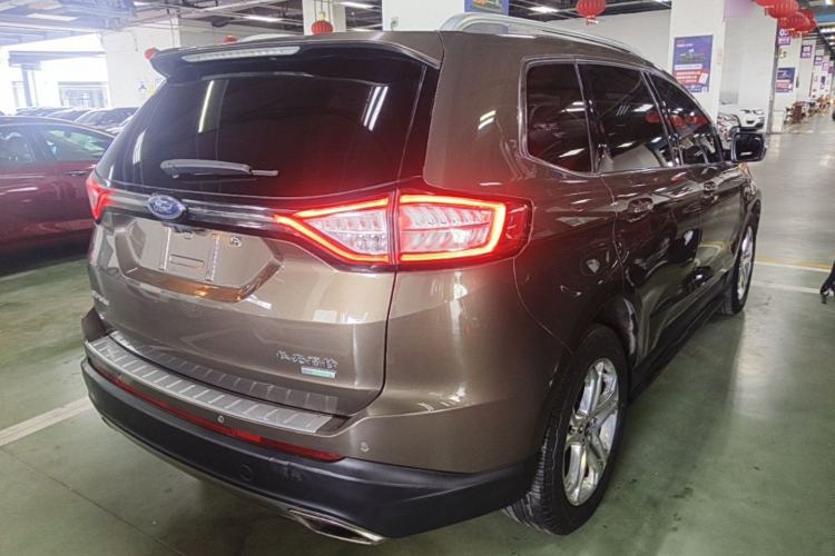 Used Ford Edge 2016 EcoBoost 245 Two-Wheel-Drive Titanium 7-Seater Rear Right 45 Deg