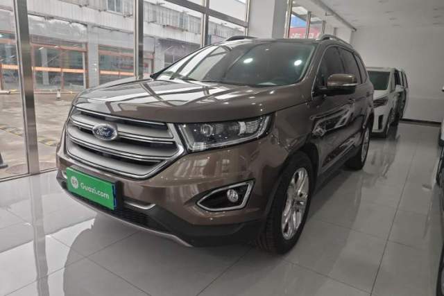 Ford Edge 2016 EcoBoost 245 Two-Wheel-Drive Titanium 7-Seater de segunda mano