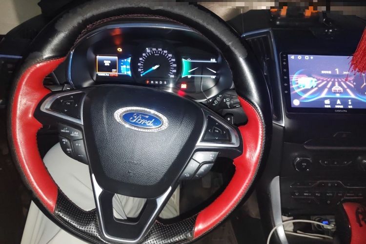 Used Ford Edge 2016 EcoBoost 245 Four-Wheel Drive Titanium Edition 7-Seater Steering Wheel