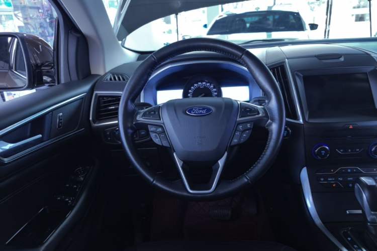 Used Ford Edge 2016 EcoBoost 245 Four-Wheel Drive Titanium Edition 7-Seater Steering Wheel