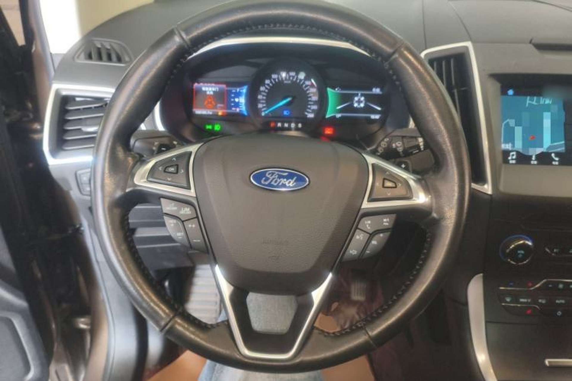 Used Ford Edge 2016 EcoBoost 245 Four-Wheel Drive Titanium Edition 7-Seater Steering Wheel