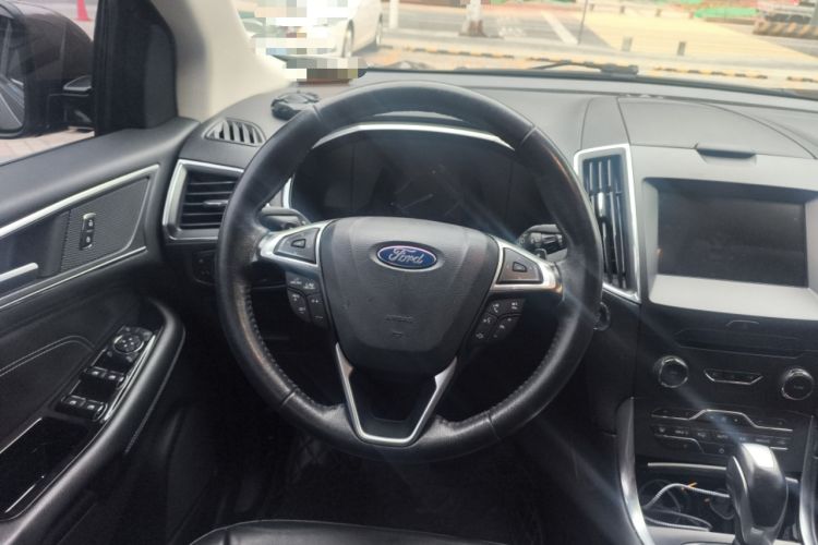 Used Ford Edge 2016 EcoBoost 245 Two-Wheel-Drive Titanium 7-Seater Steering Wheel