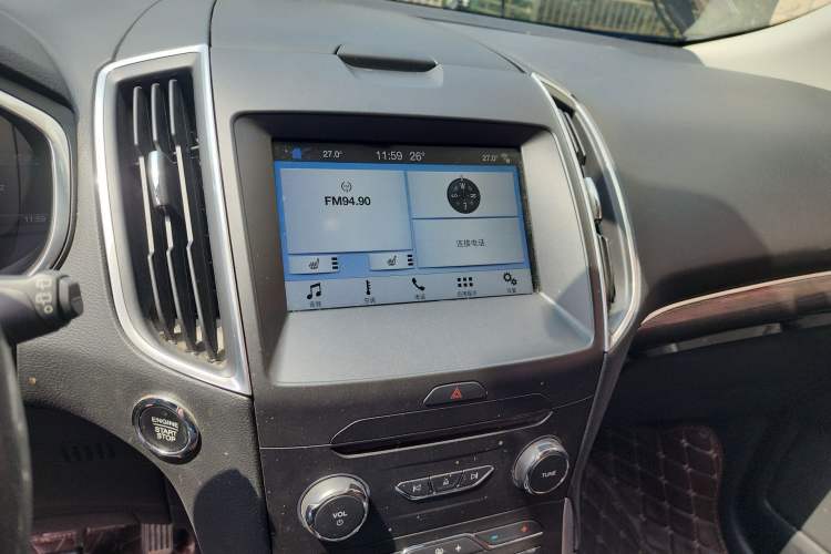 Used Ford Edge 2016 EcoBoost 245 Two-Wheel-Drive Titanium 7-Seater Audio And AC Panel