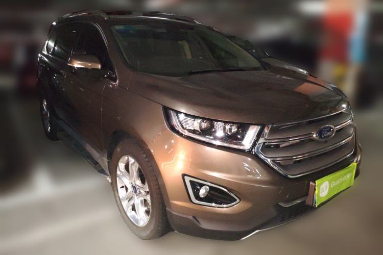 Used Ford Edge 2016 EcoBoost 245 Four-Wheel Drive Titanium Edition 7-Seater Front Right 45 Deg