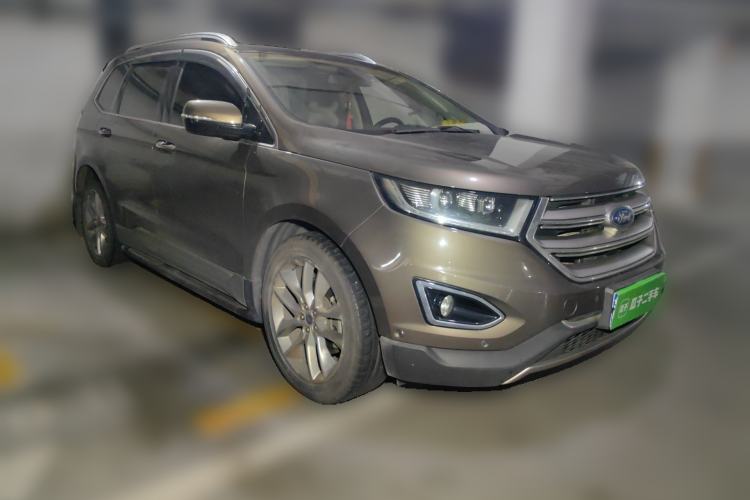 Used Ford Edge 2016 EcoBoost 245 Four-Wheel Drive Titanium 7-Seater Front Right 45 Deg