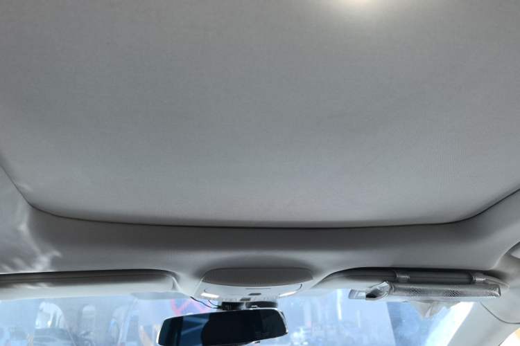 Used Ford Edge 2016 EcoBoost 245 Four-Wheel Drive Titanium 7-Seater Headliner