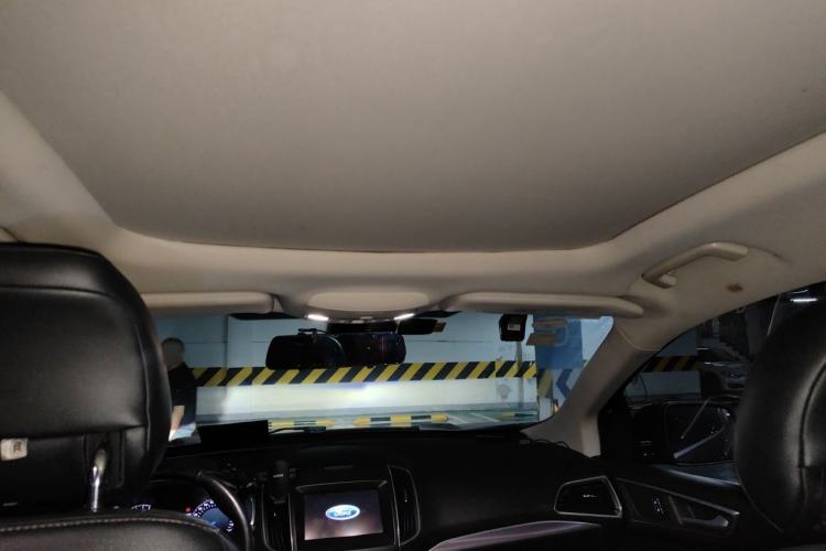 Used Ford Edge 2016 EcoBoost 245 Four-Wheel Drive Titanium 7-Seater Headliner