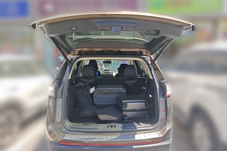 Used Ford Edge 2016 EcoBoost 245 Two-Wheel-Drive Titanium 7-Seater Trunk