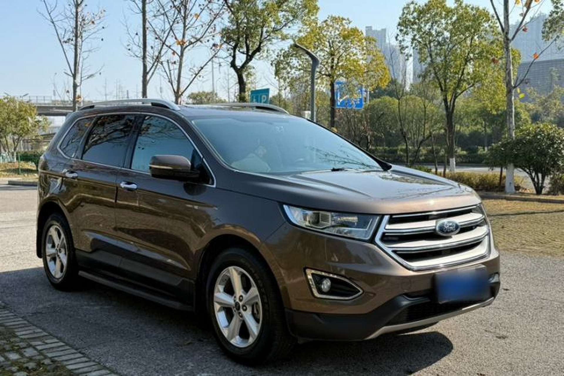 Used Ford Edge 2016 EcoBoost 245 Two-Wheel-Drive Titanium 5-Seater Exterior 4