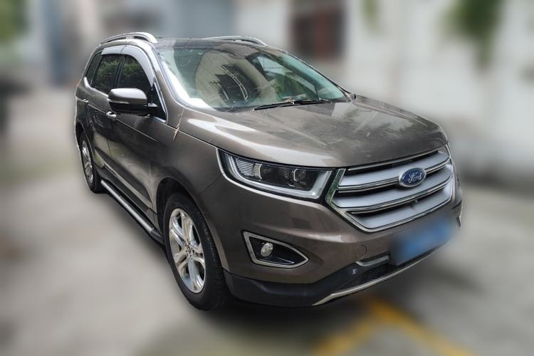 Used Ford Edge 2016 EcoBoost 245 Four-Wheel Drive Titanium Edition 7-Seater Front Right 45 Deg