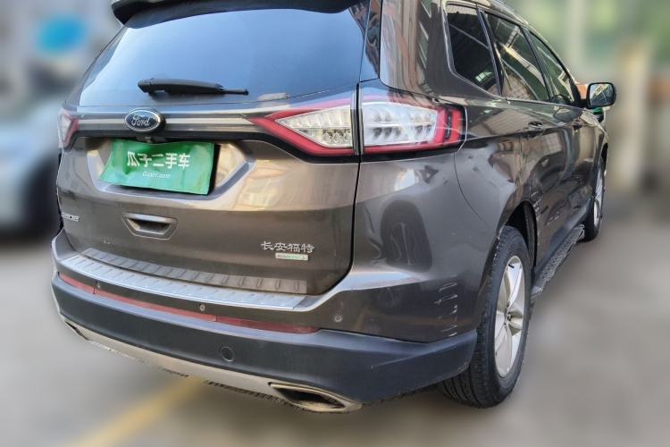 Used Ford Edge 2016 EcoBoost 245 Two-Wheel-Drive Platinum Edition 7-Seater Rear Right 45 Deg