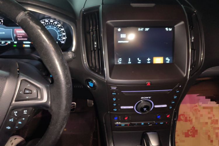Used Ford Edge 2016 EcoBoost 245 Four-Wheel Drive Titanium 7-Seater Audio And AC Panel