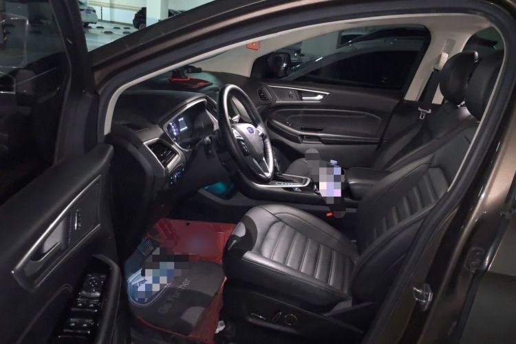 Used Ford Edge 2016 EcoBoost 245 Four-Wheel Drive Titanium Edition 7-Seater Driver Seat