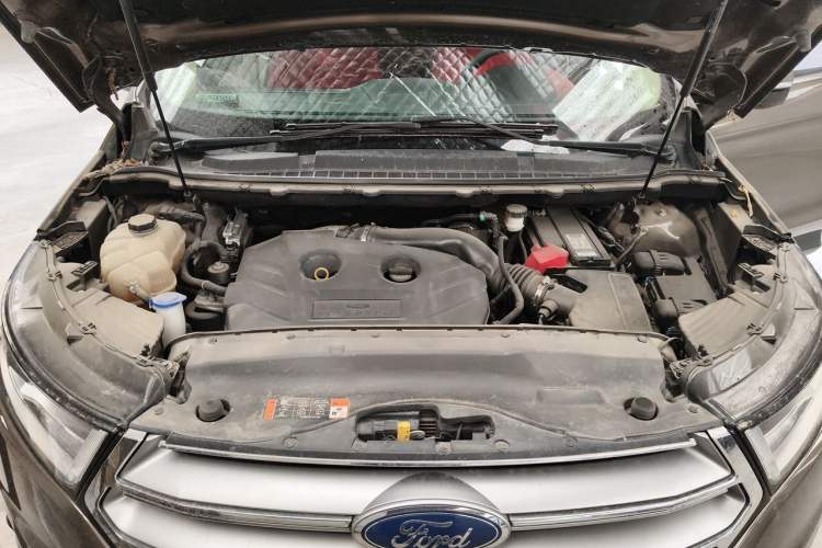 Used Ford Edge 2016 EcoBoost 245 Two-Wheel-Drive Titanium 5-Seater Engine Bay
