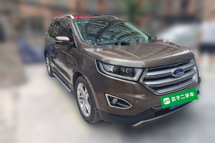 Used Ford Edge 2016 EcoBoost 245 Two-Wheel-Drive Titanium 7-Seater Front Right 45 Deg