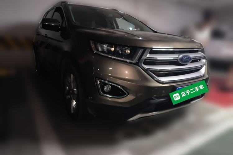 Used Ford Edge 2016 EcoBoost 245 Four-Wheel Drive Titanium 7-Seater Front Right 45 Deg
