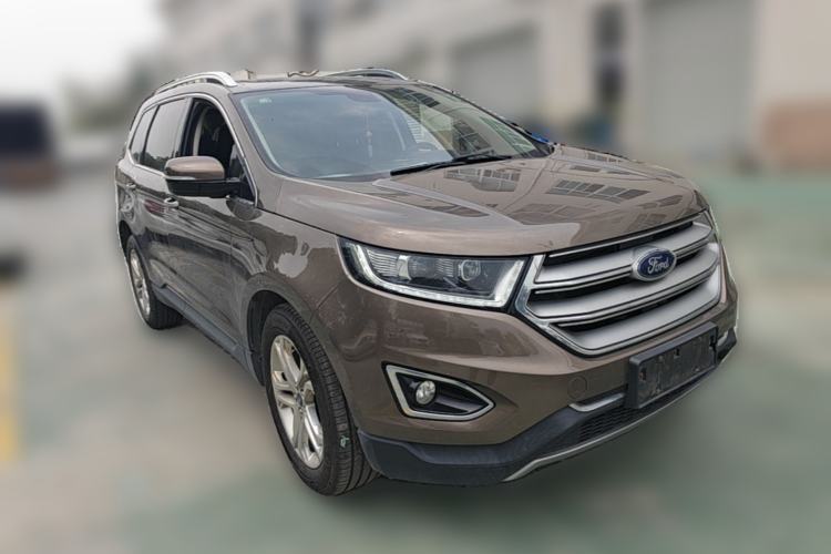 Used Ford Edge 2016 EcoBoost 245 Two-Wheel-Drive Titanium 7-Seater Front Right 45 Deg
