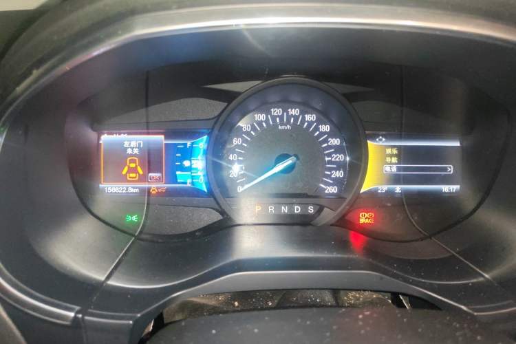 Used Ford Edge 2016 EcoBoost 245 Four-Wheel Drive Titanium Edition 7-Seater Instrument Cluster