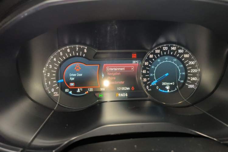 Used Ford Edge 2016 EcoBoost 245 Four-Wheel Drive Titanium 7-Seater Instrument Cluster