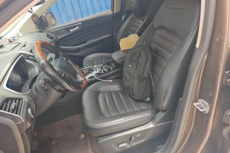 Used Ford Edge 2016 EcoBoost 245 Two-Wheel-Drive Titanium 7-Seater Left Front Seat