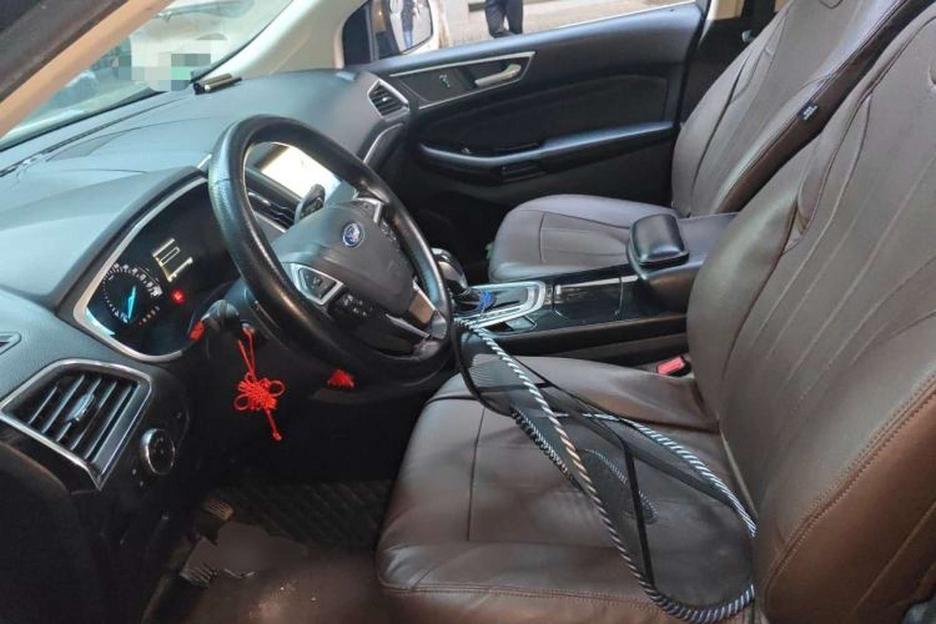 Used Ford Edge 2016 EcoBoost 245 Two-Wheel-Drive Titanium 7-Seater Left Front Seat