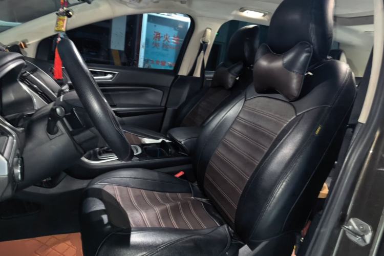 Used Ford Edge 2016 EcoBoost 245 Two-Wheel-Drive Titanium 7-Seater Left Front Seat